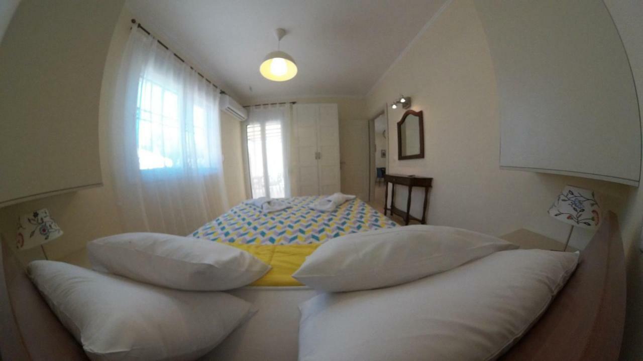 Barbati Beach Holiday Apartment Bagian luar foto